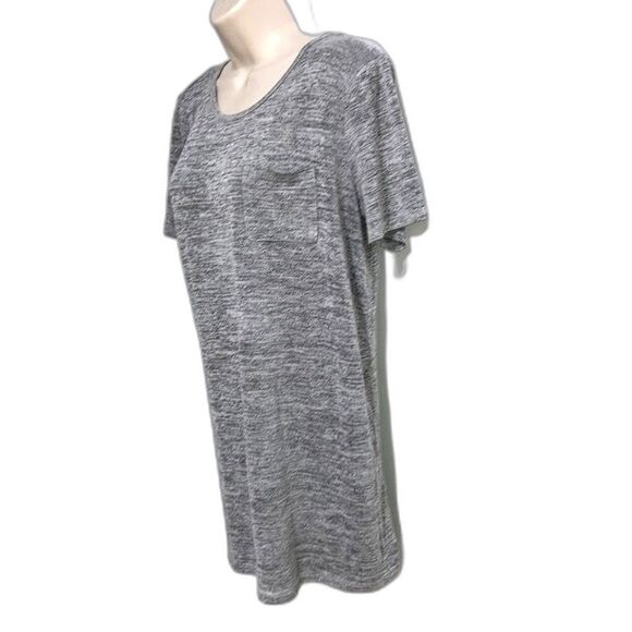 FOREVER 21 Tunic Sweater Tshirt Short Sleeves Space gray Grey Womens Large - Picture 2 of 7
